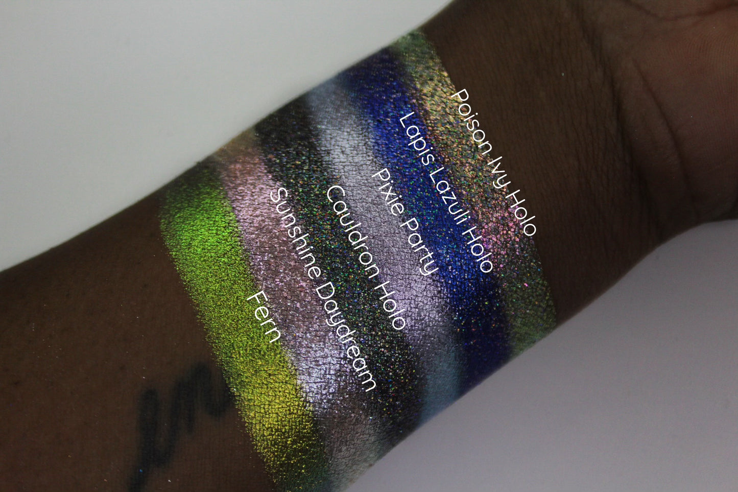 Poison Ivy Holo-Chrome Pressed Pigment Single