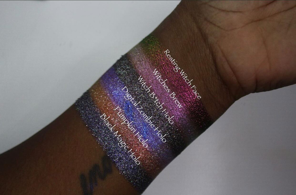 Digital Zombie Holo-Chrome Pressed Pigment Single