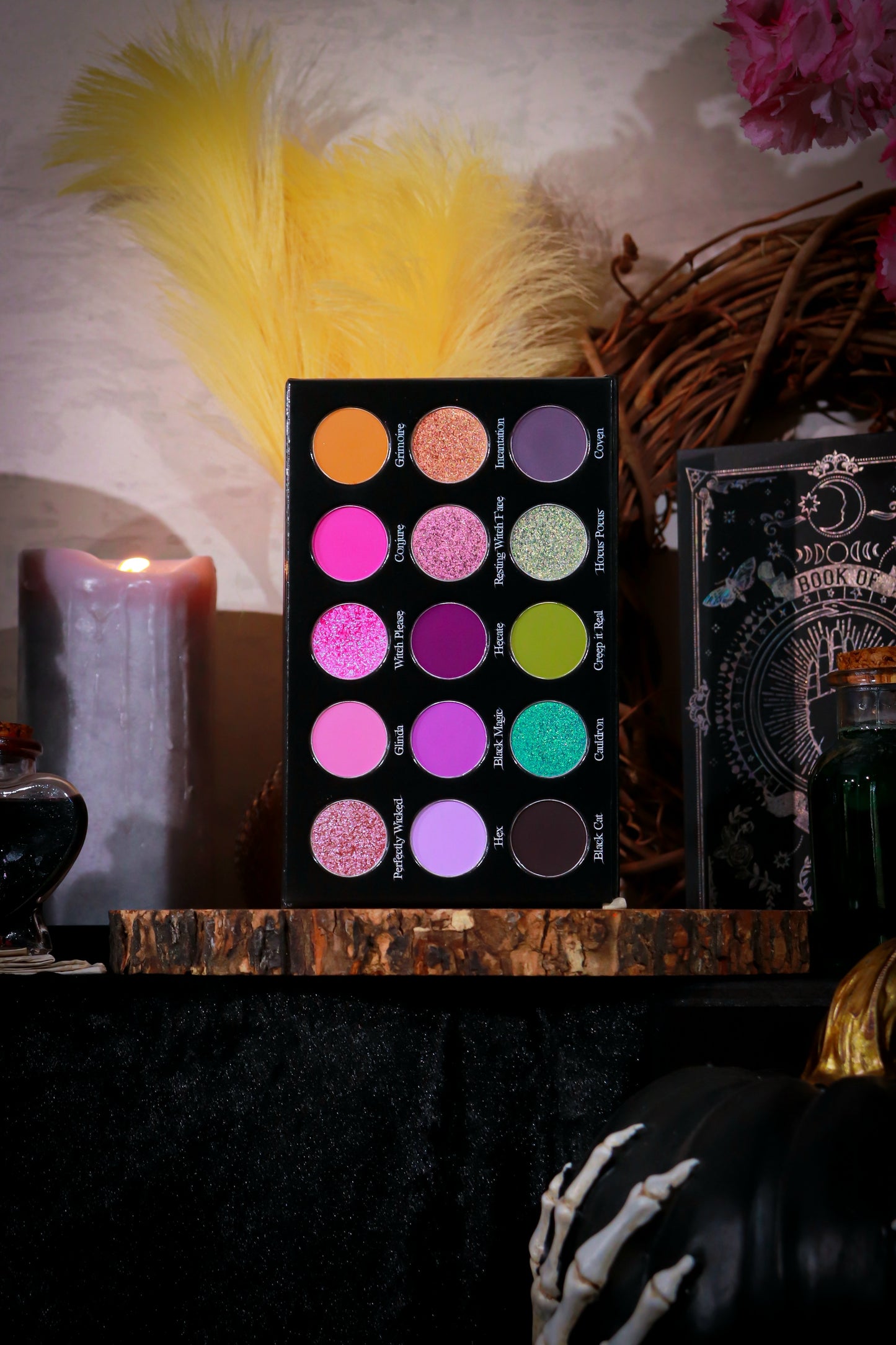 Basic Witch Magnetic Palette