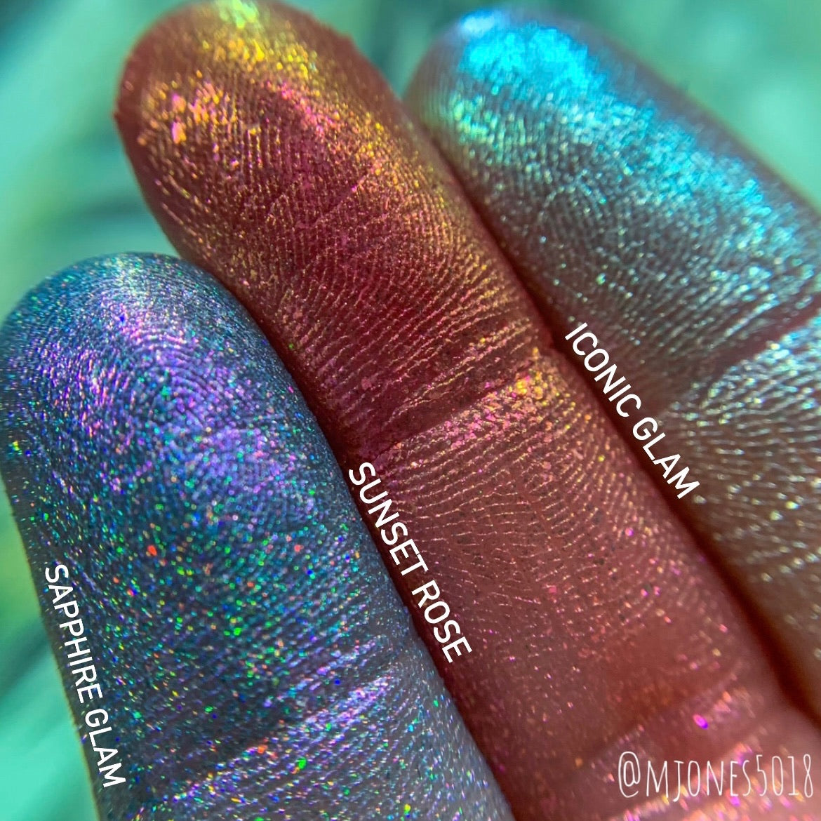 Sapphire Glam Holo-Chrome Eyeshadow Single